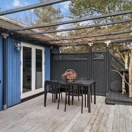 2 Bedroom In * Højby