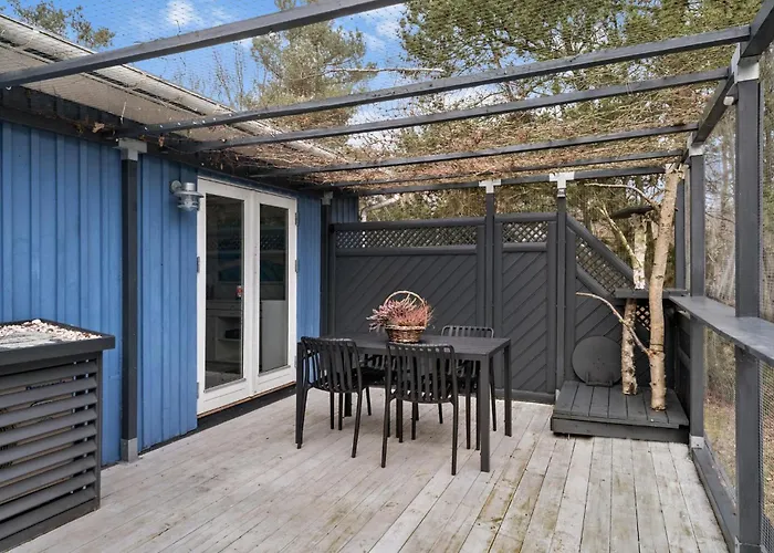 2 Bedroom In * Højby